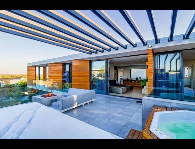 6 BEDROOM HOUSE FOR SALE IN MIDSTREAM RIDGE